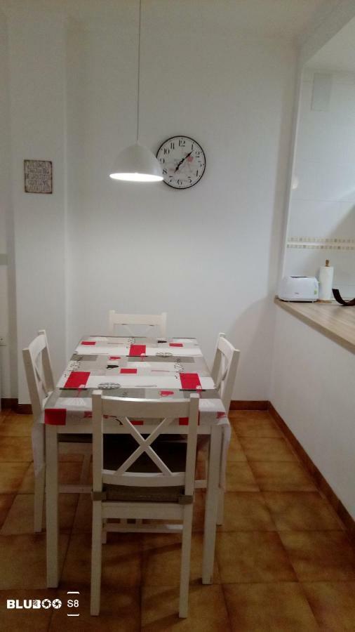 Bonito, Luminoso, Cerca Del Mar Con Parking Apartman Tarifa Kültér fotó